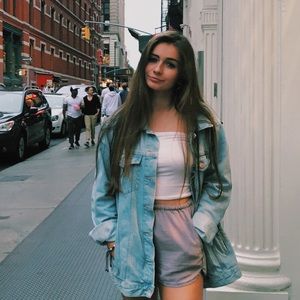 Meet your Posher, Jennifer